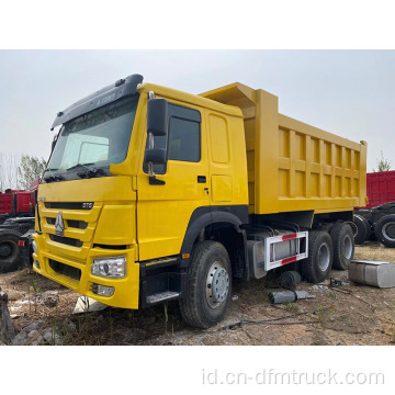 Tangan kedua Howo 375hp 6x4 digunakan truk dump